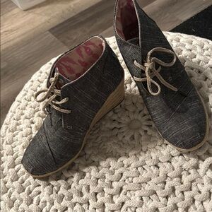 Toms brand Denim blue wedges size 8.5